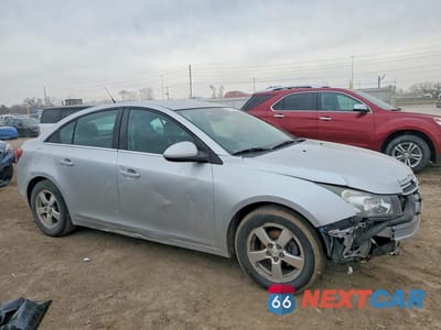 Czwarte zdjęcie samochodu z boku: 2013 CHEVROLET CRUZE LT VIN:1G1PC5SBXD7219149 - miniatura
