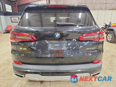 Zdjęcie 6 z 12 samochodu: 2019 BMW X5 XDRIVE50I VIN:5UXJU2C5XKLN66002 - miniatura