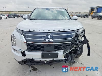 Piąte zdjęcie samochodu w środku: 2025 MITSUBISHI OUTLANDER SE VIN:JA4J3VA81SZ053621 - miniatura