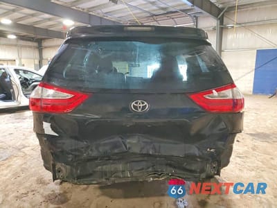 Zdjęcie 6 z 13 samochodu: 2017 TOYOTA SIENNA LE 8-PASSENGER VIN:5TDKZ3DC4HS807568 - miniatura