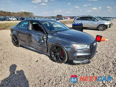 Czwarte zdjęcie samochodu z boku: 2017 AUDI S3 PREMIUM PLUS VIN:WAUB1GFFXH1057707 - miniatura