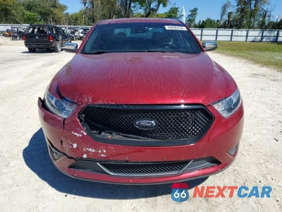 Piąte zdjęcie samochodu w środku: 2018 FORD TAURUS LIMITED VIN:1FAHP2F84JG108787 - miniatura
