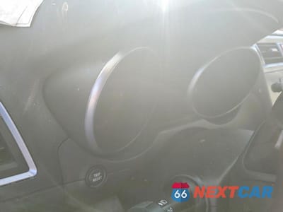 Zdjęcie 9 z 12 samochodu: 2016 SUBARU OUTBACK 2.5I LIMITED VIN:4S4BSAJC6G3276544 - miniatura