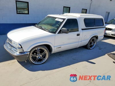 2002 CHEVROLET S TRUCK S10 1GCCS14W428207314 - główne zdjęcie licytacji z USA - miniatura