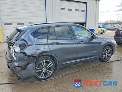 Trzecie zdjęcie samochodu z tyłu: 2017 BMW X1 XDRIVE28I VIN:WBXHT3C32H5F80132 - miniatura