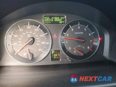 Zdjęcie 9 z 12 samochodu: 2011 VOLVO C70 VIN:YV1672MC3AJ093298 - miniatura