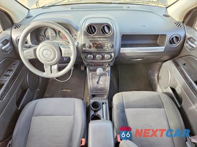 Zdjęcie 8 z 13 samochodu: 2016 JEEP COMPASS SPORT VIN:1C4NJCBA4GD525589 - miniatura