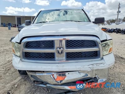 Piąte zdjęcie samochodu w środku: 2010 DODGE RAM 1500 VIN:1D7RV1GP7AS143931 - miniatura