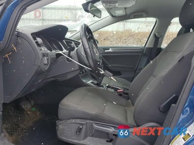 Zdjęcie 7 z 14 samochodu: 2018 VOLKSWAGEN GOLF SPORTWAGEN S VIN:3VW117AU9JM750715 - miniatura