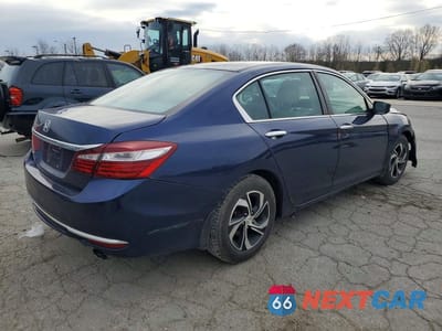 Trzecie zdjęcie samochodu z tyłu: 2017 HONDA ACCORD LX VIN:1HGCR2F3XHA209544 - miniatura