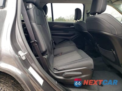 Zdjęcie 11 z 13 samochodu: 2023 JEEP GRAND CHEROKEE L LAREDO VIN:1C4RJKAG3P8807801 - miniatura