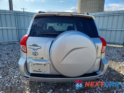 Zdjęcie 6 z 13 samochodu: 2007 TOYOTA RAV4 LIMITED VIN:JTMBK31VX76011223 - miniatura