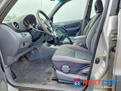 Zdjęcie 7 z 12 samochodu: 2002 TOYOTA RAV4 BASE VIN:JTEHH20V526042324 - miniatura