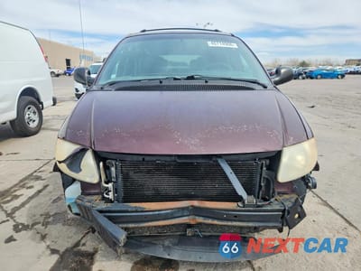 Piąte zdjęcie samochodu w środku: 2004 DODGE GRAND CARAVAN SXT VIN:2D4GP44LX4R513955 - miniatura