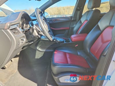 Zdjęcie 7 z 13 samochodu: 2017 PORSCHE MACAN VIN:WP1AA2A52HLB09270 - miniatura