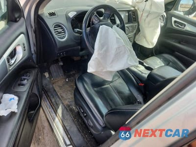 Zdjęcie 8 z 12 samochodu: 2019 NISSAN PATHFINDER SL VIN:5N1DR2MN9KC623073 - miniatura