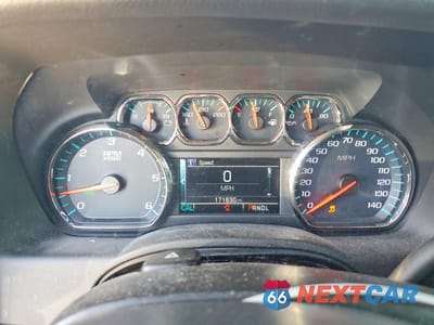 Zdjęcie 9 z 14 samochodu: 2018 GMC YUKON SLE VIN:1GKS2AKC1JR339125 - miniatura