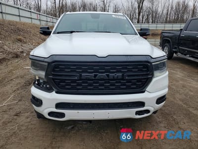Piąte zdjęcie samochodu w środku: 2023 RAM 1500 BIG HORN VIN:1C6RRFFG3PN570972 - miniatura