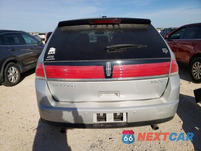 Zdjęcie 6 z 13 samochodu: 2010 LINCOLN TOWNHOUSE MKX VIN:2LMDJ6JC9ABJ34631 - miniatura
