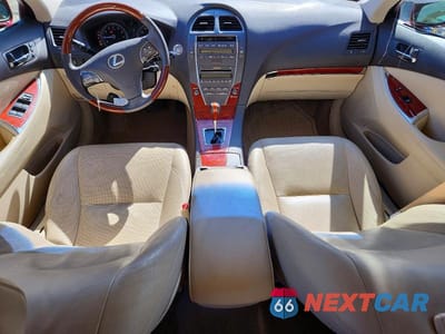 Zdjęcie 8 z 12 samochodu: 2011 LEXUS ES 350 BASE VIN:JTHBK1EG9B2470452 - miniatura