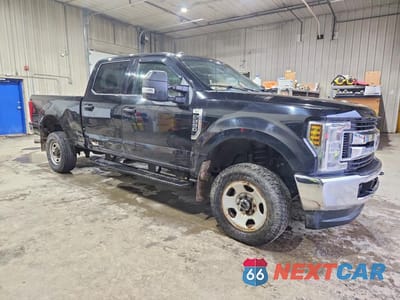 Czwarte zdjęcie samochodu z boku: 2019 FORD F250 SUPER DUTY VIN:1FT7W2B69KEE85593 - miniatura