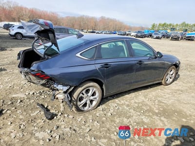 Trzecie zdjęcie samochodu z tyłu: 2025 HONDA ACCORD LX VIN:1HGCY1F23SA036798 - miniatura
