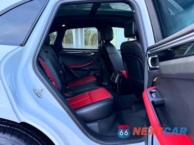 Zdjęcie 6 z 11 samochodu: 2017 PORSCHE MACAN VIN:WP1AA2A52HLB83627 - miniatura