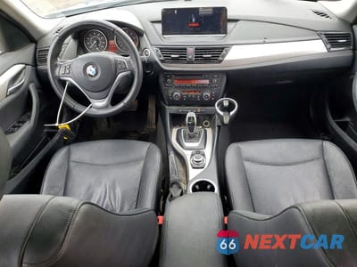 Zdjęcie 8 z 13 samochodu: 2015 BMW X1 XDRIVE28I VIN:WBAVL1C57FVY32020 - miniatura