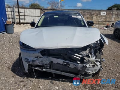 Piąte zdjęcie samochodu w środku: 2023 FORD MUSTANG MACH-E PREMIUM VIN:3FMTK3SU5PMA83632 - miniatura