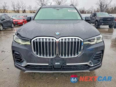Piąte zdjęcie samochodu w środku: 2021 BMW X7 XDRIVE40I VIN:5UXCW2C05M9H67218 - miniatura