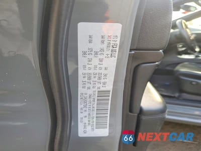 Zdjęcie 13 z 13 samochodu: 2019 JEEP GRAND CHEROKEE LAREDO VIN:1C4RJEAG3KC752421 - miniatura