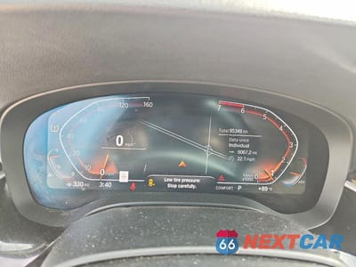 Zdjęcie 8 z 11 samochodu: 2021 BMW 530 I VIN:WBA53BH04MCF88101 - miniatura