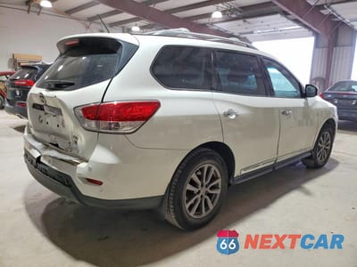 Trzecie zdjęcie samochodu z tyłu: 2015 NISSAN PATHFINDER S VIN:5N1AR2MM4FC673444 - miniatura