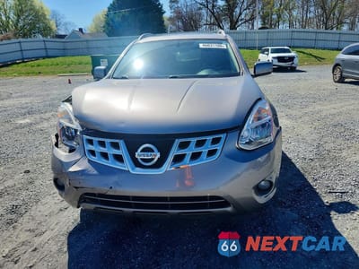 Piąte zdjęcie samochodu w środku: 2011 NISSAN ROGUE S VIN:JN8AS5MV4BW279300 - miniatura