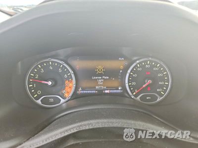 Zdjęcie 9 z 12 samochodu: 2015 JEEP RENEGADE LIMITED VIN:ZACCJBDT9FPB32428 - miniatura