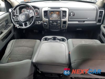 Zdjęcie 8 z 12 samochodu: 2016 RAM 1500 SLT VIN:3C6RR7LT7GG371486 - miniatura