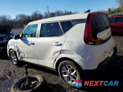 Drugie zdjęcie samochodu z przodu: 2022 KIA SOUL S VIN:KNDJ23AU9N7167506 - miniatura