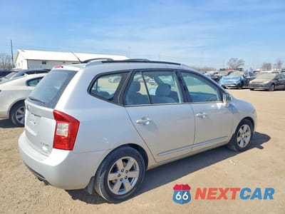Trzecie zdjęcie samochodu z tyłu: 2007 KIA RONDO LX VIN:KNAFG526977096813 - miniatura