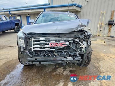 Piąte zdjęcie samochodu w środku: 2020 GMC YUKON DENALI VIN:1GKS1CKJ1LR141466 - miniatura