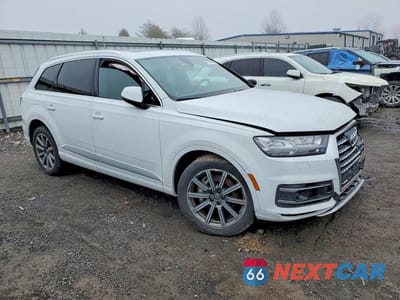 Czwarte zdjęcie samochodu z boku: 2018 AUDI Q7 PRESTIGE VIN:WA1VAAF75JD019824 - miniatura