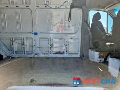 Zdjęcie 11 z 12 samochodu: 2014 MERCEDES BENZ SPRINTER 2500 VIN:WD3PE8CC5E5882808 - miniatura