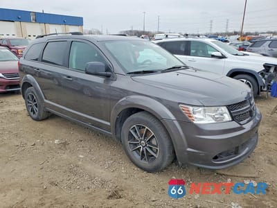Czwarte zdjęcie samochodu z boku: 2018 DODGE JOURNEY SE VIN:3C4PDCAB1JT530924 - miniatura