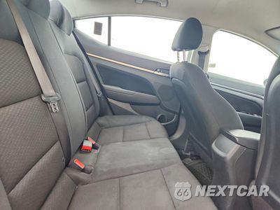 Zdjęcie 10 z 12 samochodu: 2020 HYUNDAI ELANTRA SEL VIN:5NPD84LF1LH535735 - miniatura