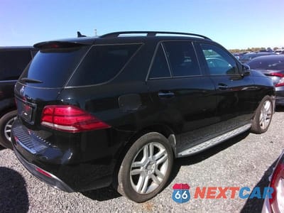 Trzecie zdjęcie samochodu z tyłu: 2017 MERCEDES-BENZ GLE 350 VIN:4JGDA5JB7HA872219 - miniatura
