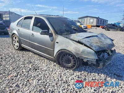 Czwarte zdjęcie samochodu z boku: 2004 VOLKSWAGEN JETTA GLS VIN:3VWSE69M24M054368 - miniatura