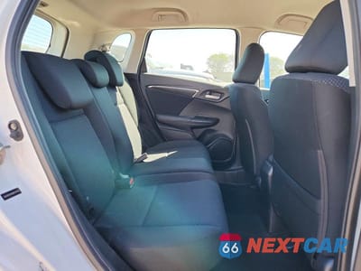 Zdjęcie 10 z 12 samochodu: 2019 HONDA FIT LX VIN:3HGGK5H45KM737791 - miniatura