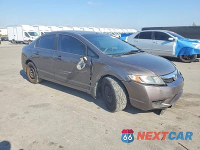 Czwarte zdjęcie samochodu z boku: 2011 HONDA CIVIC EX VIN:19XFA1F8XBE003525 - miniatura