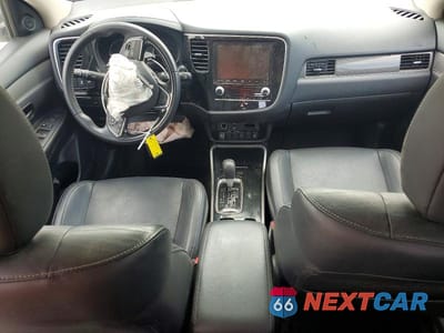 Zdjęcie 8 z 14 samochodu: 2020 MITSUBISHI OUTLANDER SE VIN:JA4AD3A3XLZ033763 - miniatura