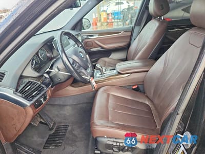 Zdjęcie 7 z 13 samochodu: 2018 BMW X5 SDRIVE35I VIN:5UXKR2C51J0Z15537 - miniatura