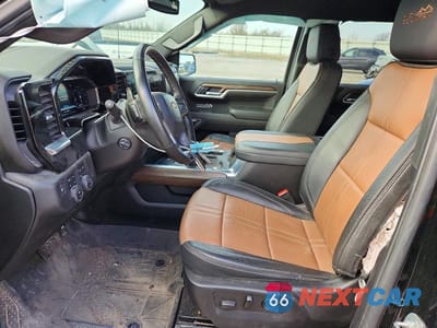 Zdjęcie 7 z 12 samochodu: 2025 CHEVROLET SILVERADO K1500 HIGH COUNTRY VIN:2GCUKJED0S1117775 - miniatura